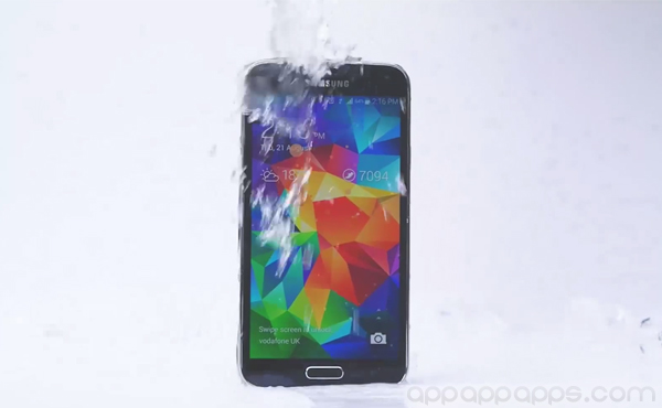 Samsung 竟然也來「冰桶挑戰」, 點名挑戰 iPhone 5s / HTC One M8 [影片]