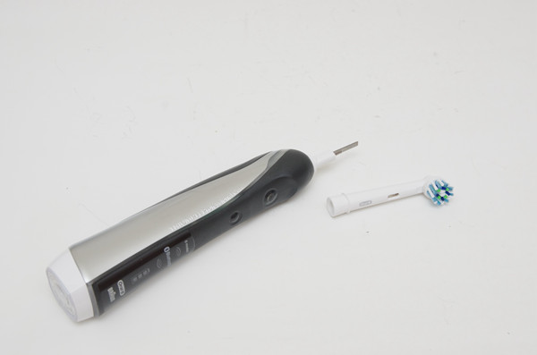 可與手機連線的藍牙互動牙刷可以做甚麼？百寧 Oral-B P7000 動手玩