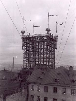 電話線掛滿天的年代，十九世紀末的瑞典「Telefontornet」攝影集