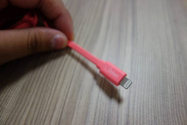 USB正反插都可以通 入手iPhone 6後必敗的好物