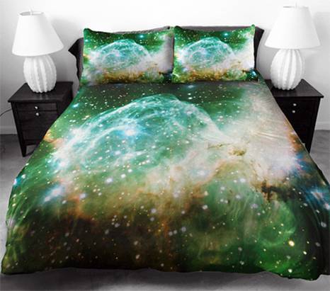 超夢幻！用床單擁抱迷人銀河宇宙未知的美好