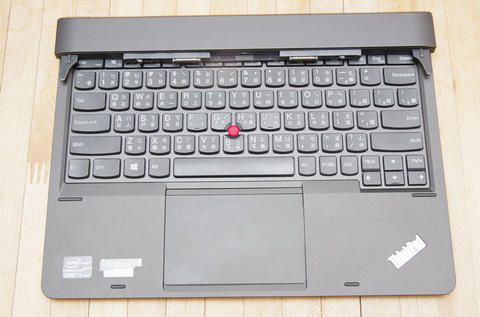 商務平板的合理進化， Lenovo ThinkPad Helix 混合式筆電動手玩