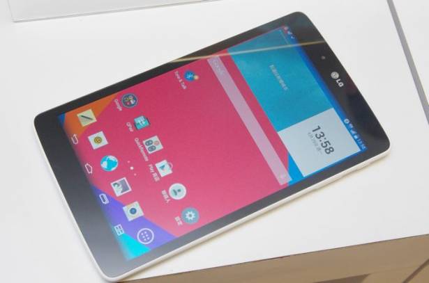 LG 首款 4G 平板 G Tablet 8.0 與 Tone Infinim 藍牙耳機共同在台推出