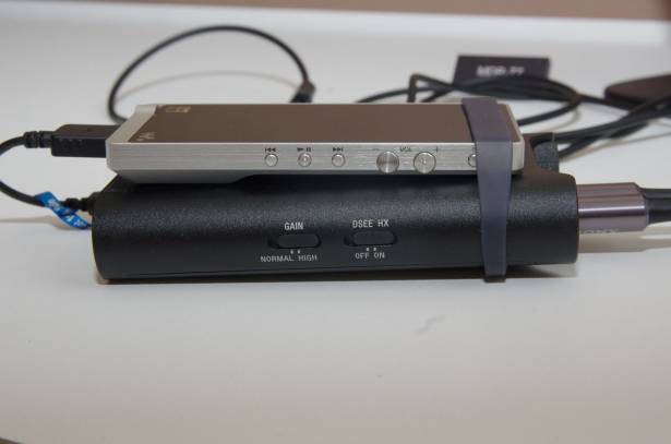 Sony 發表具平衡輸出的 PHA-3 DAC 一體機與入門級 Hi-Res 播放機 A10 Walkman 、具手機藍牙通話 Walkman M504 、 WS613 。