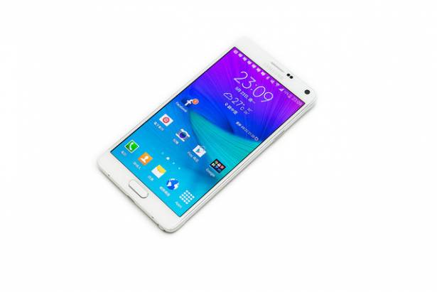 大螢幕機皇 Samsung GALAXY Note 4 開箱 & 必買的五個理由