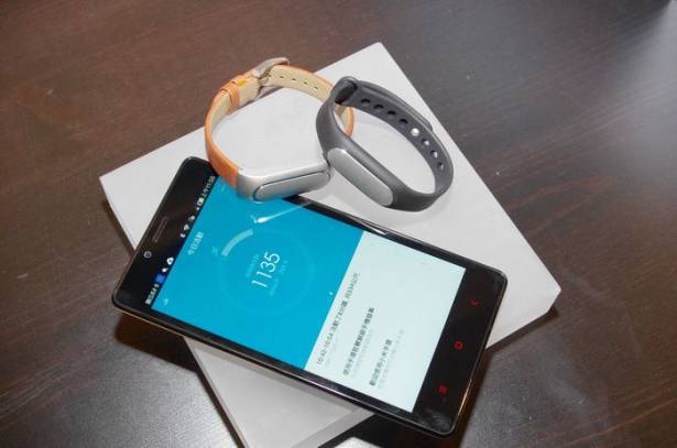 紅米 Note 4G 增強版 、小米手環、小米路由器 mini 一口氣在台發表， 11 月底陸續開賣