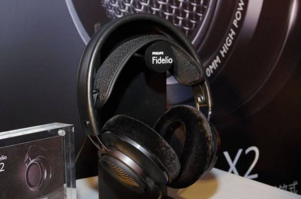 WOOX 飛利浦 Fidelio 2014 年末全系列新耳機發表，鑑賞級 X2 、降噪耳機 NC1 與