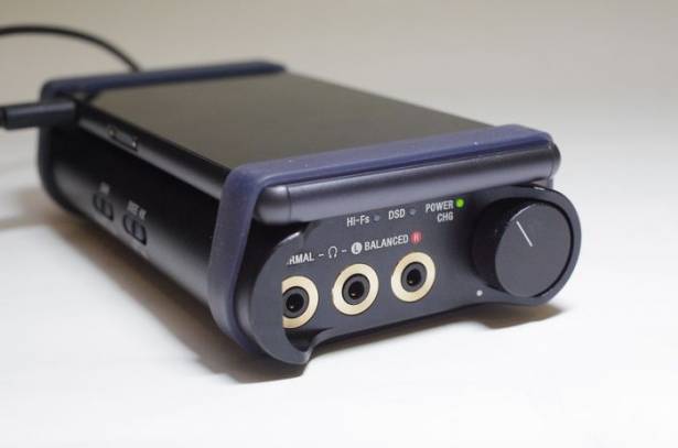 Sony PHA 系列最頂峰， Soy PHA-3 隨身 DAC 耳擴一體機動手玩