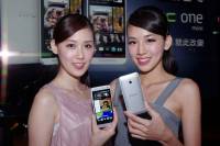 延續 HTC One 精髓而小一號的選擇， HTC One Mini 將在八月中開賣