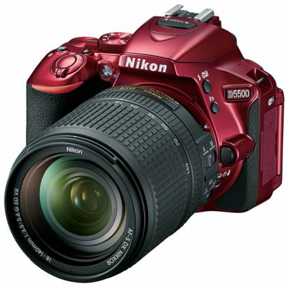 CES 2015 ： Nikon 發表具觸控翻轉 LCD 的小型化單眼相機 D5500