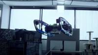 CES 2015 ： 機器人大未來，高通展出基於 Snapdragon 的飛行與滑行機器人 Snapdragon Cargo