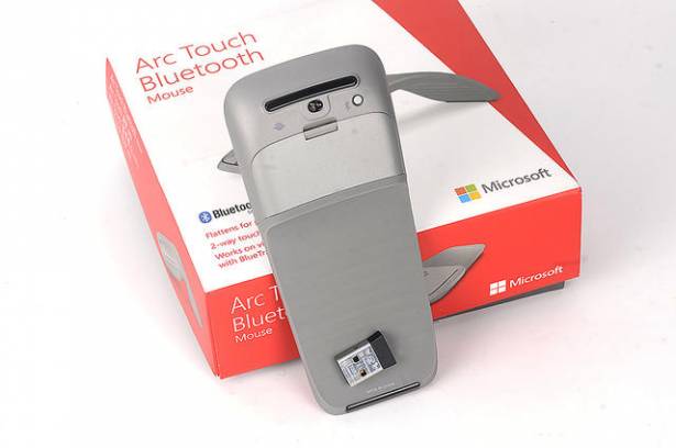 行動時代藍牙滑鼠新選擇：從微軟平板解放出來的Arc Touch，是高品味或商務人士的好伴侶