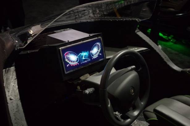 GTC 2015 ：搭載 NVIDIA Tegra 車載平台的 BMW i8 以及世界首款 3D 列印汽車 Strati 動眼看