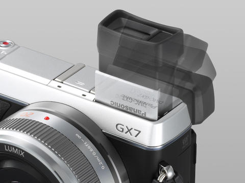 與 GF 系列差異更顯著， Panasonic 推出 GX7 可換鏡頭相機