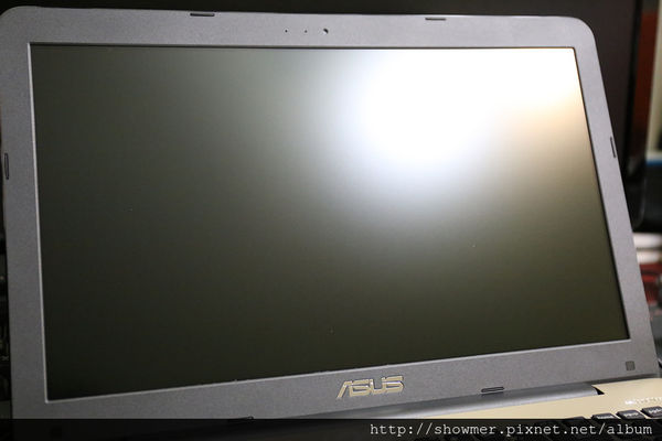 超高 CP 值 15.6 吋 Windows 10 筆記型電腦 ASUS X555LB 開箱