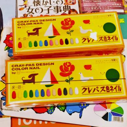 日本櫻花文具サクラクレパス推出懷舊 12 色指甲油組