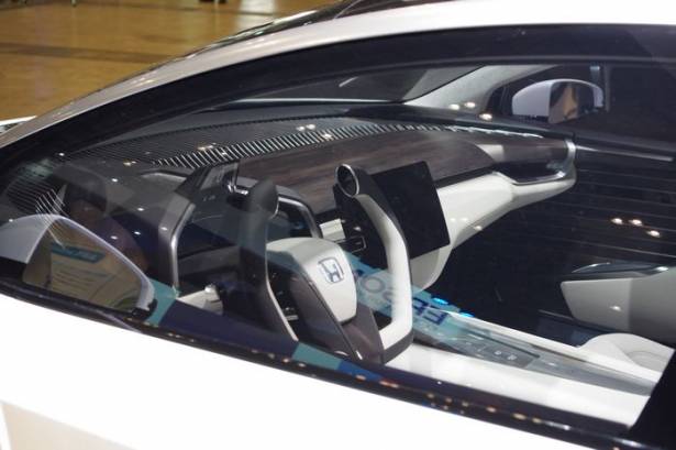 CETEC Japan 2015 ：本田的燃料電池之夢， FCV Concept 概念車以及 Power Exporter 9000 發電機