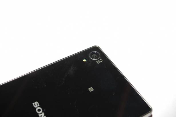 Sony Xperia 超旗艦 Xperia Z5 Premium 十一月在台推出，並提供舊機換新機活動