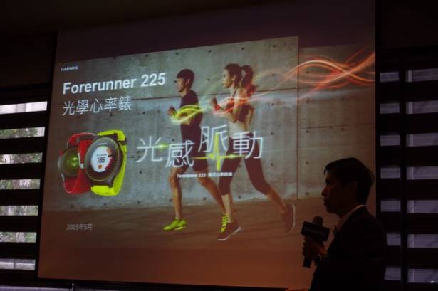 集 Garmin 運動穿戴技術大全的奢華錶款， Garmin 推出 fenix 3 玫瑰金多功專業腕表