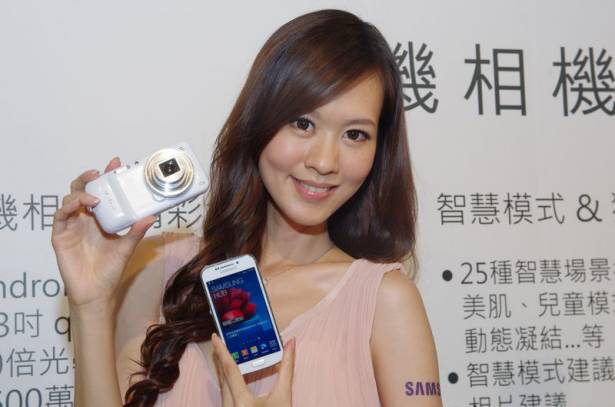 手機相機一加一能否等於二的 Galaxy S4 Zoom 在台推出