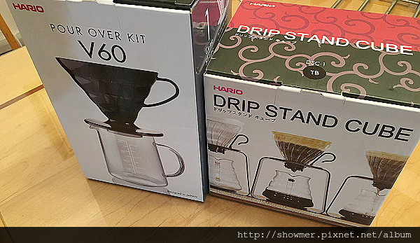星巴克85折特賣 HARIO POUR OVER KIT (ESD-02-EX) 咖啡手沖套組 / DRIP STAND CUBE (DSC-1TB) 咖啡手沖架