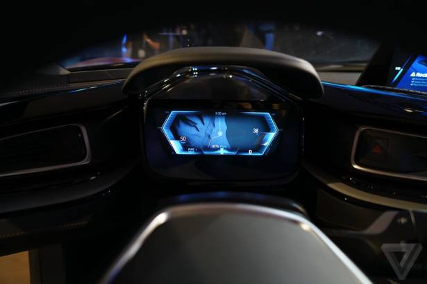 CES 2016：所有男人的科技夢想 BMW i8 Spyder