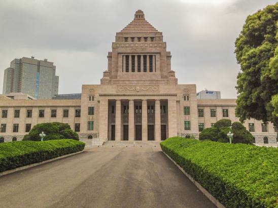 [面白日本] 外國人也能參觀日本國會參議院～天皇的「玉座」看得到！