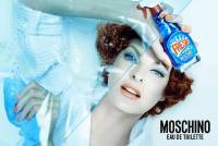 Moschino 推出清潔劑造型的頂級香水