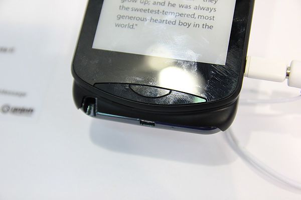 【分享】Gajah InkCase—巧妙結合智慧型手機與E-ink技術