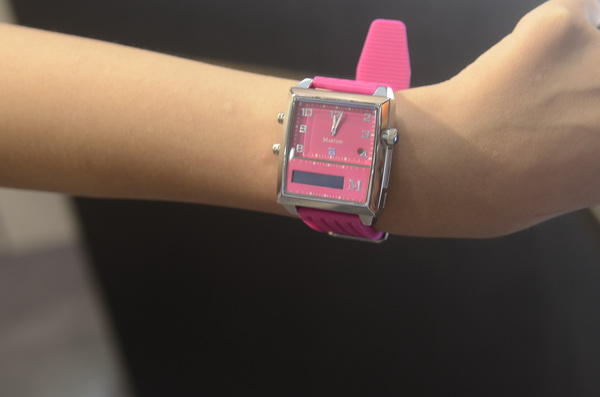Computex 2013：流行時尚的Martian摩絢語音聲控腕錶