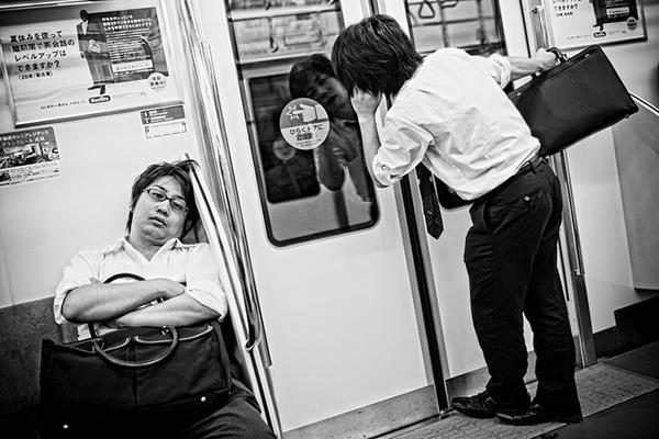 過勞死 – 拍攝工作至死的日本人