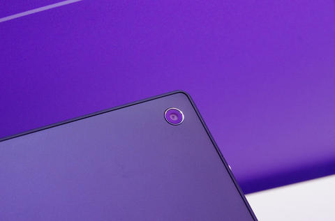 Sony 防水平板 Xperia Tablet Z 正式登台，不到 500 克並通過 IP55/IP57 防水認證