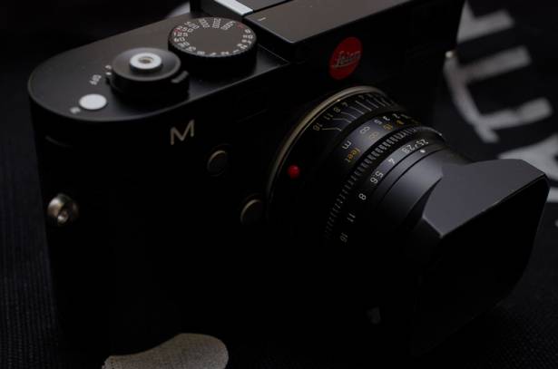 現代化與經典傳承天枰上的兩難抉擇， 導入 CMOS 元件的數位旁軸 Leica M 動手玩