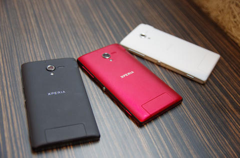 講求 5 吋最佳握感與同級最佳相機的 Sony Xperia ZL 、 Xperia L 在台上市